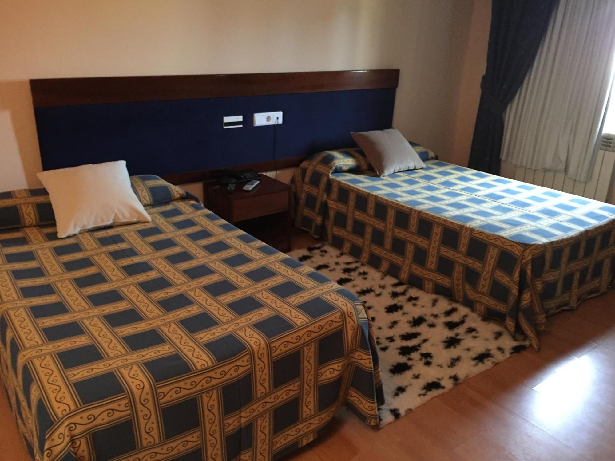 Hotel Santa Cruz Montaos Værelse billede